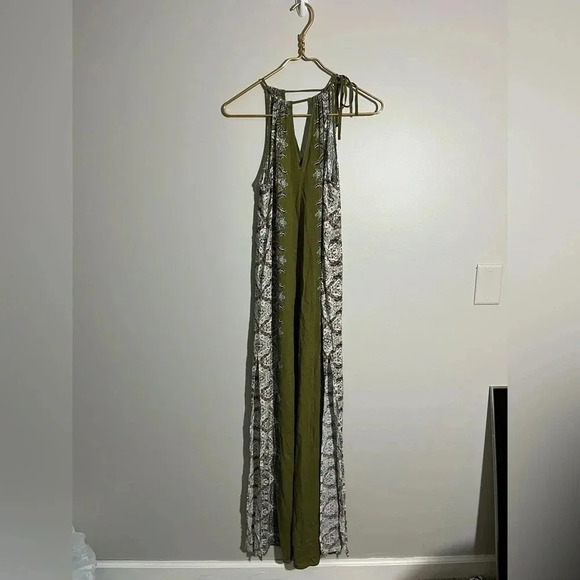O'Neill Olive and Floral Maxi Dress - Picture 1 of 8